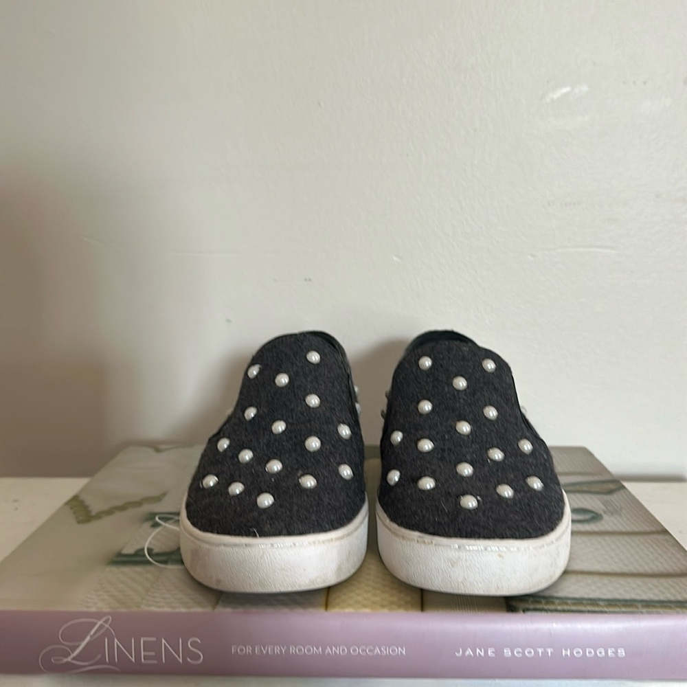 Michael Kors loafer sneakers with cute pearl detailing. Hardly worn. Size 6.5